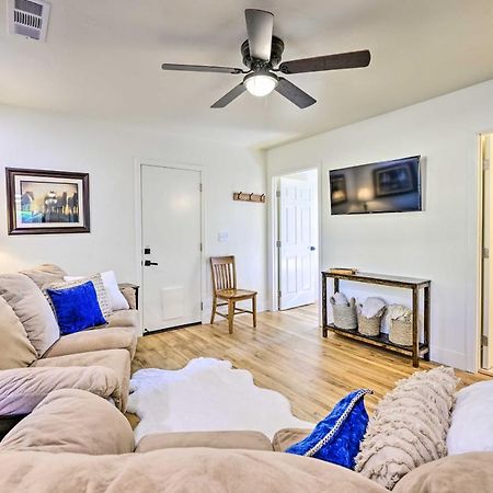 Peaceful Ranch Home With Sierra Nevada Views Woodlake Exteriör bild