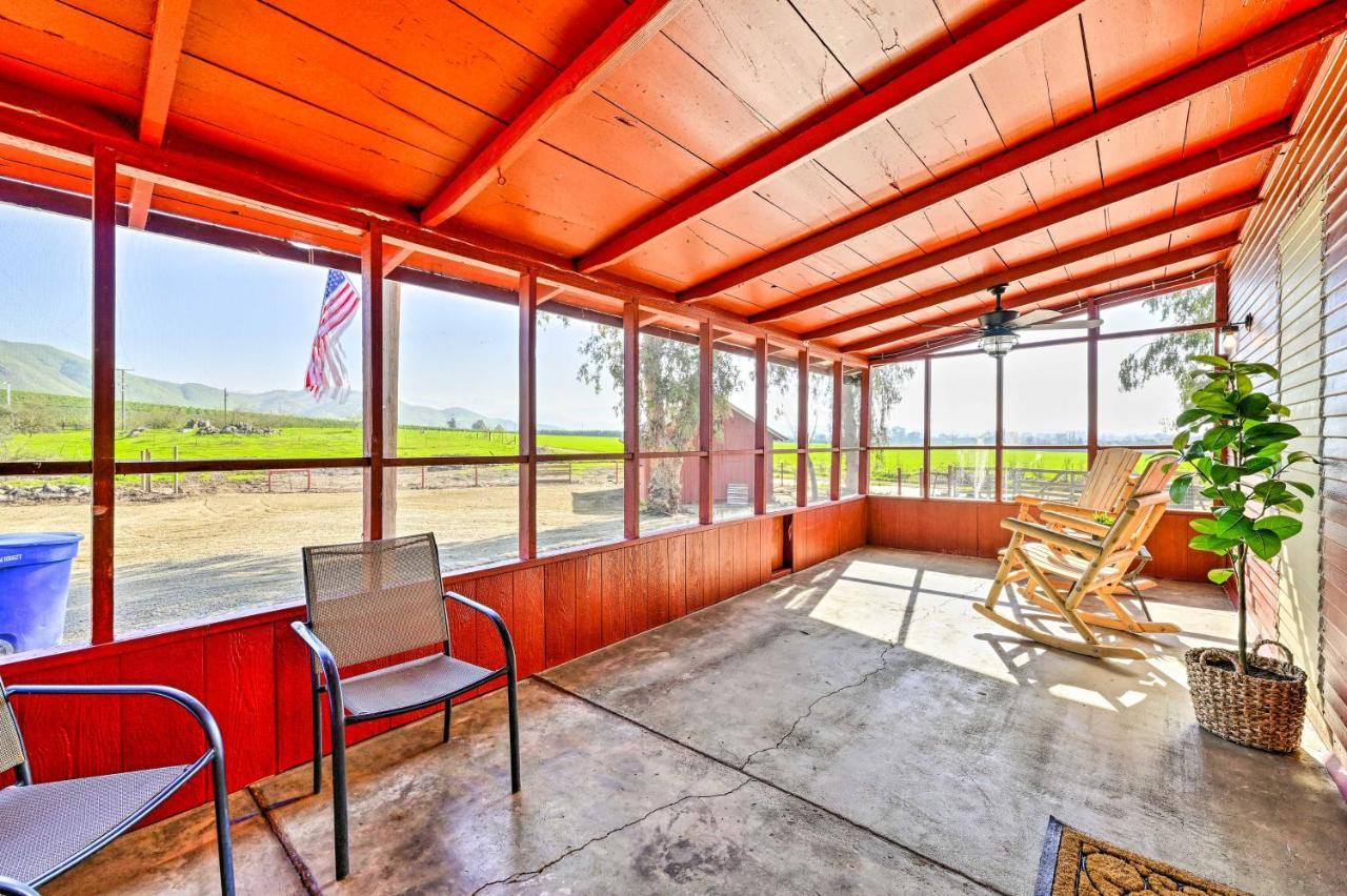 Peaceful Ranch Home With Sierra Nevada Views Woodlake Exteriör bild