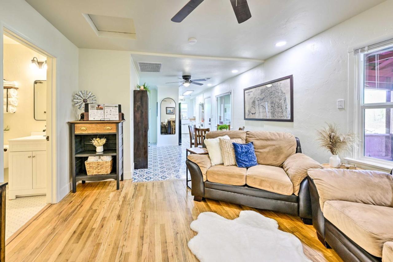 Peaceful Ranch Home With Sierra Nevada Views Woodlake Exteriör bild
